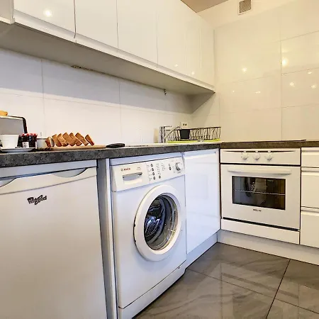 Nestor&jeeves - Royal Luxembourg - - Swimming Pool On Roof Nizza