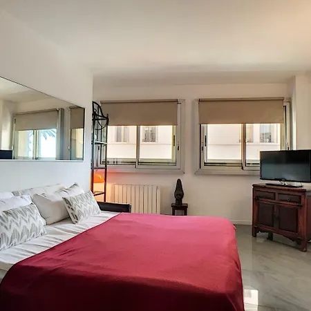 Nestor&jeeves - Royal Luxembourg - - Swimming Pool On Roof *