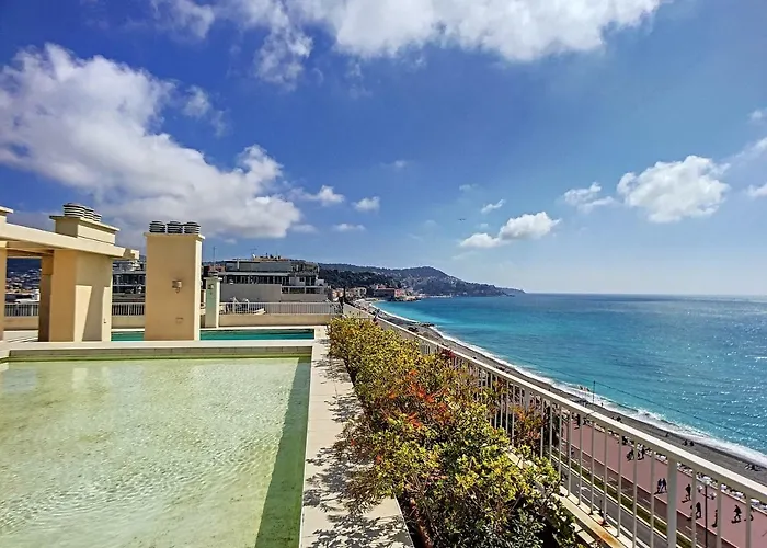 Nestor&jeeves - Royal Luxembourg - - Swimming Pool On Roof *